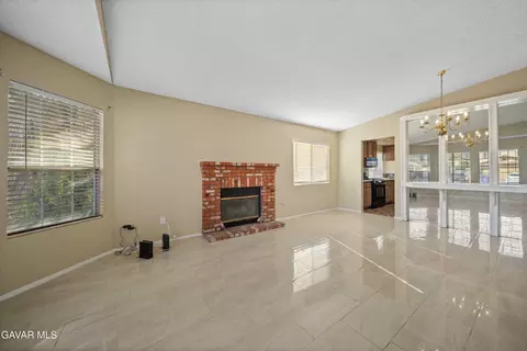 43815 Silver Bow Rd, Lancaster, CA 93535 photo 4