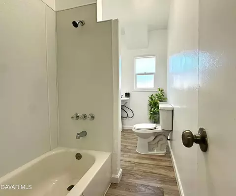 Bath - 331 2nd St W, Perris, CA 92570 photo 2 of 2