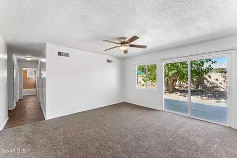 45581 6th St E, Lancaster, CA 93535 photo 6