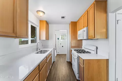 45581 6th St E, Lancaster, CA 93535 photo 16