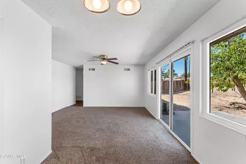 45581 6th St E, Lancaster, CA 93535 photo 11