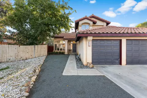 Exterior - 634 Beverly Ct, Lancaster, CA 93535 photo 7 of 7