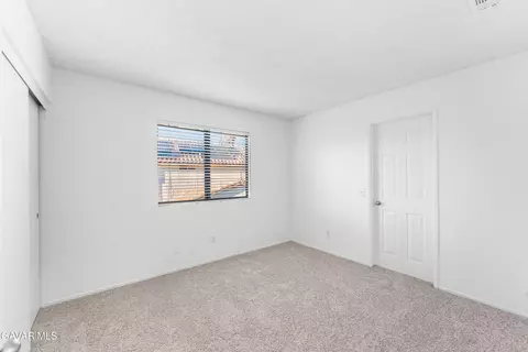 Bedroom - 634 Beverly Ct, Lancaster, CA 93535 photo 4 of 5