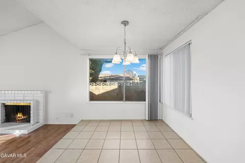 Dining - 519 E Avenue J 4, Lancaster, CA 93535 photo 3 of 3