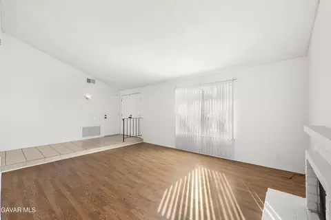 Living - 519 E Avenue J 4, Lancaster, CA 93535 photo 4 of 10