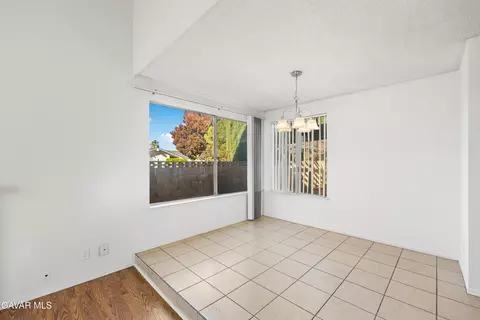 Dining - 519 E Avenue J 4, Lancaster, CA 93535 photo 2 of 3