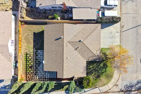 View/Area - 519 E Avenue J 4, Lancaster, CA 93535 photo 5 of 5