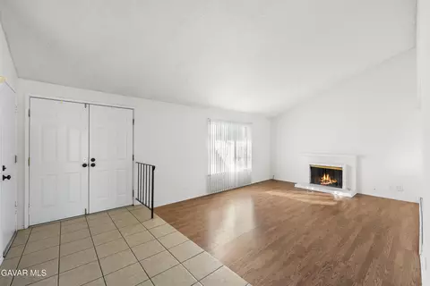 Living - 519 E Avenue J 4, Lancaster, CA 93535 photo 2 of 10