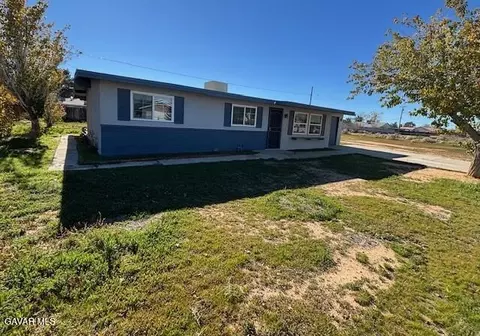 8412 Ironwood Ave, California City, CA 93505