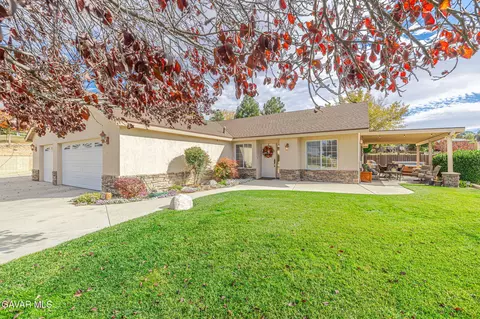 19812 Breeze Pl, Tehachapi, CA 93561