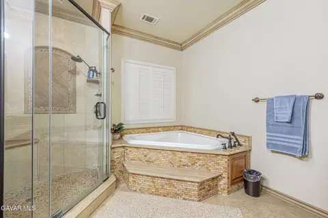 Bath - 3335 Avenue T8 E, Palmdale, CA 93550 photo 3 of 5