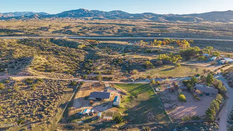 View/Area - 3335 Avenue T8 E, Palmdale, CA 93550 photo 6 of 11