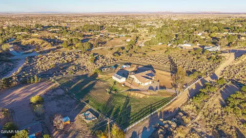 View/Area - 3335 Avenue T8 E, Palmdale, CA 93550 photo 3 of 11