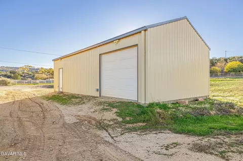 Other - 3335 Avenue T8 E, Palmdale, CA 93550 photo 14 of 25