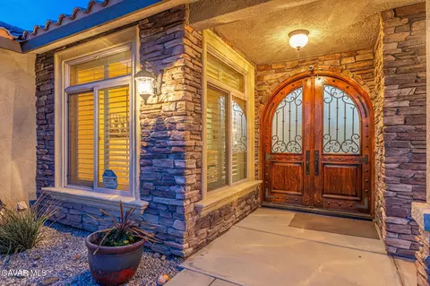 Entry Way - 3335 Avenue T8 E, Palmdale, CA 93550 photo 1 of 3
