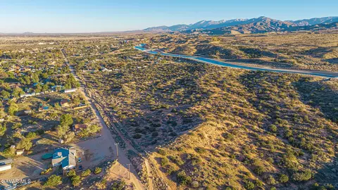 View/Area - 3335 Avenue T8 E, Palmdale, CA 93550 photo 10 of 11
