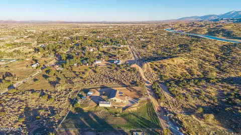 View/Area - 3335 Avenue T8 E, Palmdale, CA 93550 photo 5 of 11