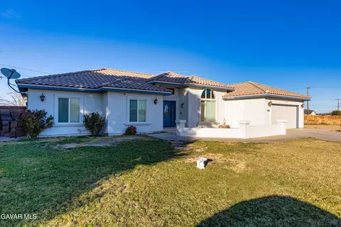 8925 Redwood Blvd, California City, CA 93505
