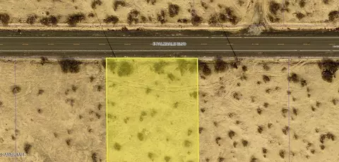 E Palmdale Boulevard, Palmdale, CA 93591 photo 2