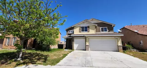 5817 Gem Ct, Lancaster, CA 93536