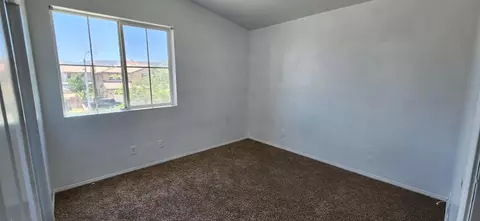Bedroom - 5817 Gem Ct, Lancaster, CA 93536 photo 4 of 4