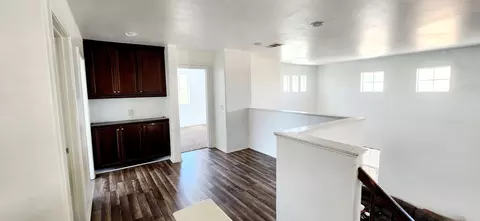 Entry Way - 5817 Gem Ct, Lancaster, CA 93536 photo 3 of 4