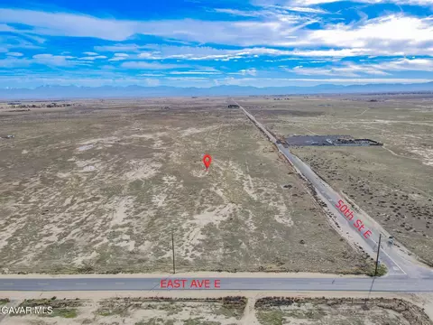 Cor Avenue E 50 Ste, Lancaster, CA 93535