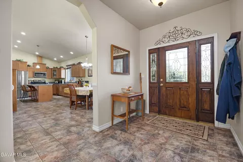 21412 Carriage Dr, Tehachapi, CA 93561 photo 18