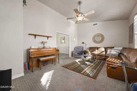 21412 Carriage Dr, Tehachapi, CA 93561 photo 32