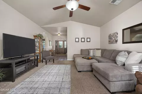 21412 Carriage Dr, Tehachapi, CA 93561 photo 22
