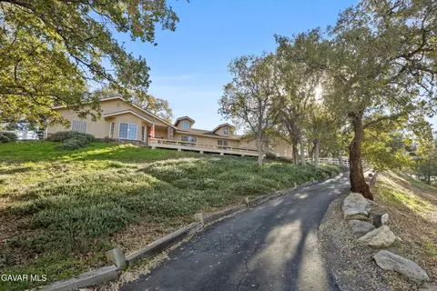 21412 Carriage Dr, Tehachapi, CA 93561 photo 10