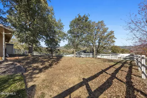 21412 Carriage Dr, Tehachapi, CA 93561 photo 58
