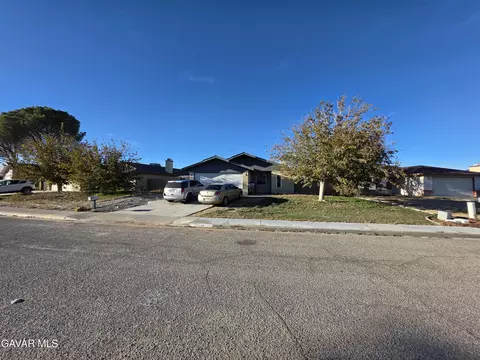 11125 Rome Beauty Dr, California City, CA 93505