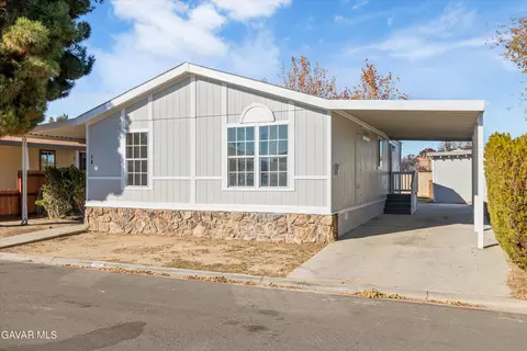 45111 25th St E #12, Lancaster, CA 93535 photo 3