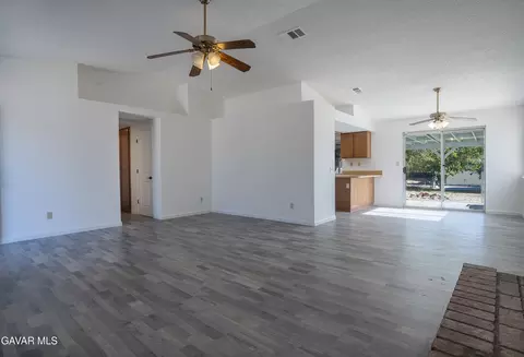 Living - 38950 163rd St E, Lake Los Angeles, CA 93591 photo 2 of 3