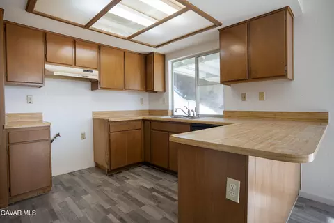 Kitchen - 38950 163rd St E, Lake Los Angeles, CA 93591 photo 2 of 2