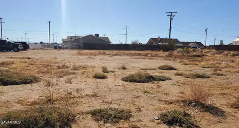 211-031 30 California City Blvd, California City, CA 93505