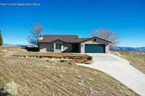 26801 Cabriolet Ct, Tehachapi, CA 93561