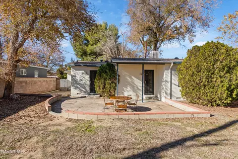 Exterior - 44140 Heaton Ave, Lancaster, CA 93534 photo 3 of 4