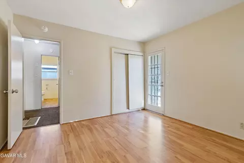 Bedroom - 44140 Heaton Ave, Lancaster, CA 93534 photo 1 of 5