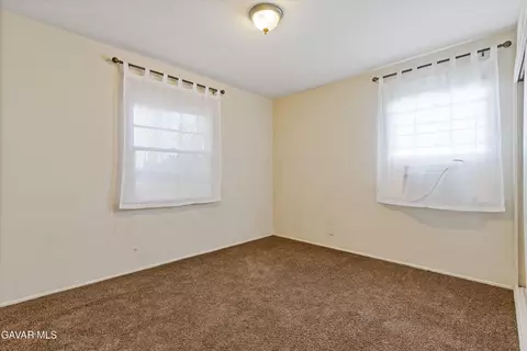 Bedroom - 44140 Heaton Ave, Lancaster, CA 93534 photo 4 of 5