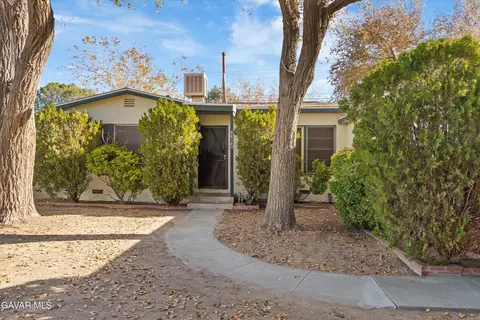 44140 Heaton Ave, Lancaster, CA 93534