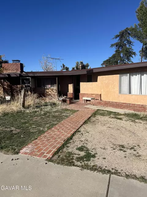 35911 41st St E, Palmdale, CA 93552