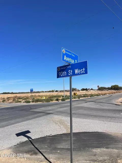 Ave. D W, Del Sur, CA 93536 photo 2