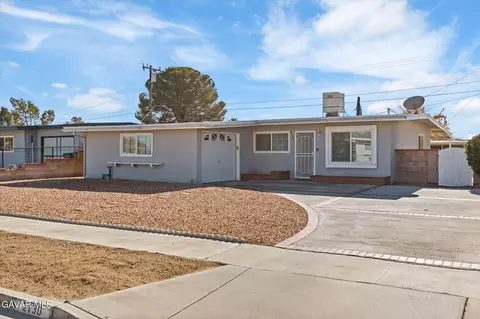 2130 Elm St, Rosamond, CA 93560