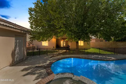44149 Westridge Dr, Lancaster, CA 93536