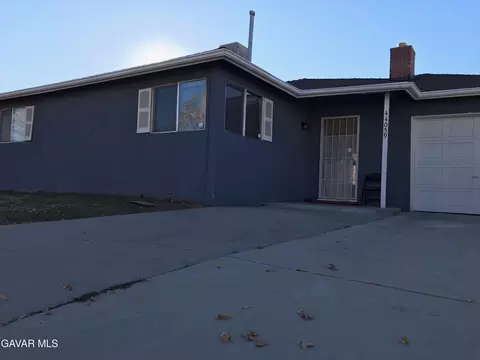 44059 Fern Ave, Lancaster, CA 93534