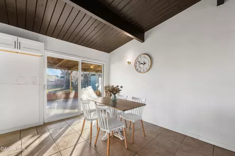 Dining - 38640 Larkin Ave, Palmdale, CA 93550 photo 2 of 4