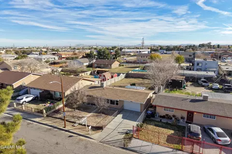 View/Area - 38640 Larkin Ave, Palmdale, CA 93550 photo 3 of 3