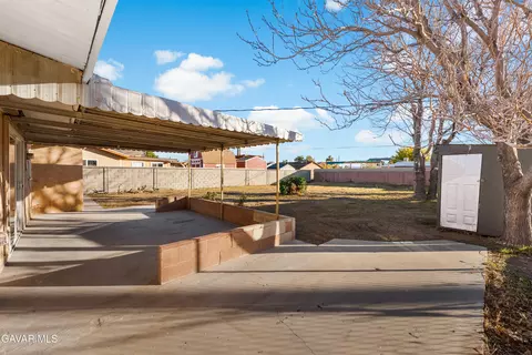 Exterior - 38640 Larkin Ave, Palmdale, CA 93550 photo 9 of 9
